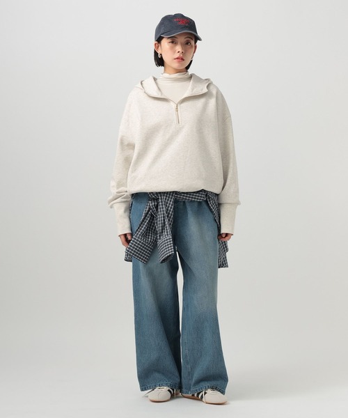 BAYFLOW（ベイフロー）の「[春まで活躍する]ハーフジップショートフーディー（スウェット・レディース・グレー/オフホワイト・FREE）」の3枚目の写真