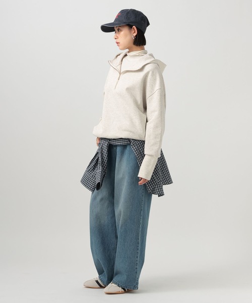 BAYFLOW（ベイフロー）の「[春まで活躍する]ハーフジップショートフーディー（スウェット・レディース・グレー/オフホワイト・FREE）」の4枚目の写真