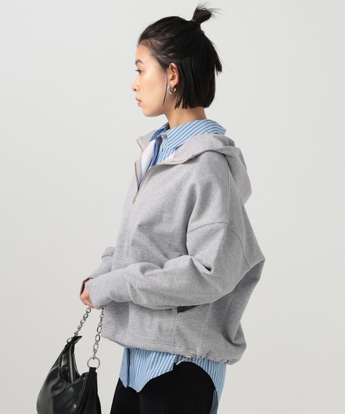 BAYFLOW（ベイフロー）の「[春まで活躍する]ハーフジップショートフーディー（スウェット・レディース・グレー/オフホワイト・FREE）」の22枚目の写真