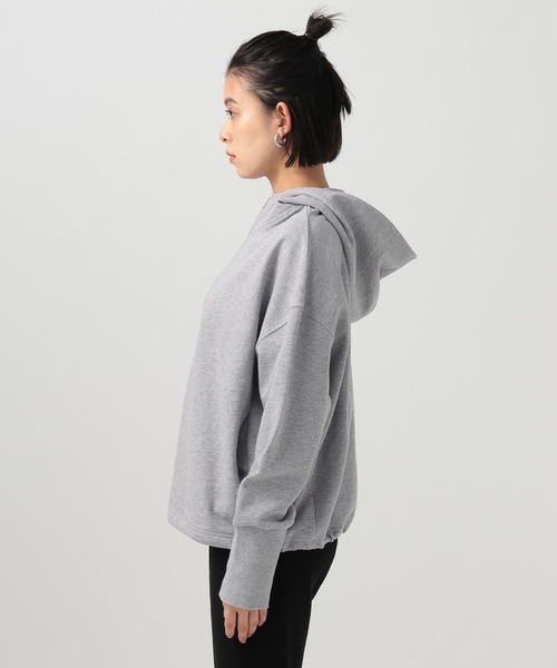 BAYFLOW（ベイフロー）の「[春まで活躍する]ハーフジップショートフーディー（スウェット・レディース・グレー/オフホワイト・FREE）」の5枚目の写真
