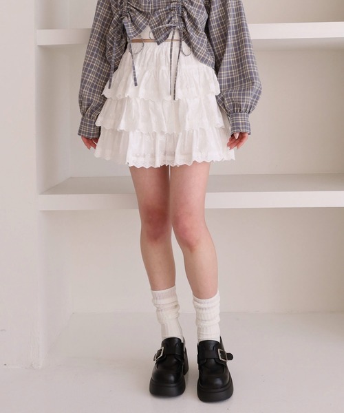 archives(アルシーヴ)の「コットンレースフリルミニSK(スカート・レディース・オフホワイト/ブラック・MEDIUM)」の6枚目の写真