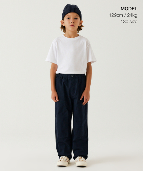 MUSINSA STANDARD KIDS（ムシンサスタンダードキッズ）の「ダブルニーバンディングカーペンターパンツ [ネイビー]（その他パンツ・レディース・その他・100/110/120/130/140/150/160）」の2枚目の写真
