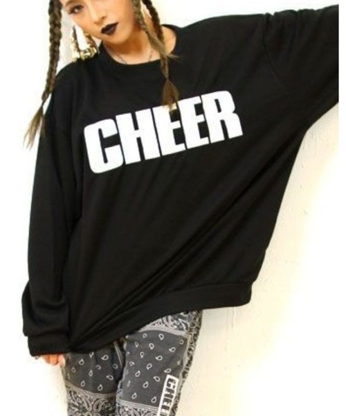 CHEER(チアー)の「ネオンカラースウェットBIGトレーナー(スウェット・レディース・グレー/ブラック×ピンク/ピンク/ブラック×ホワイト/ホワイト/ライトグリーン/ブラック×グリーン・S/M/L)」の16枚目の写真
