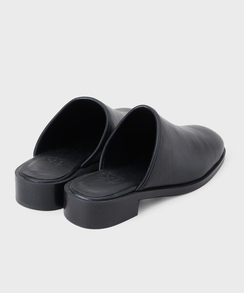 tk.TAKEO KIKUCHI(ティーケータケオキクチ)の「ラウンドトゥミュール(サンダル・メンズ・ブラック・75/65)」の5枚目の写真