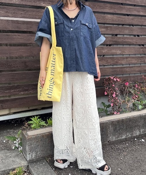 ANGIE(アンジー)の「オーバーサイズ レギュラーカラー デニム 半袖シャツ / 夏服(シャツ/ブラウス・レディース・ブルー/ネイビー/ブルー系その他・FREE)」の21枚目の写真