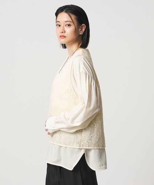 A DAY IN THE LIFE UNITED ARROWS(アデイインザライフユナイテッドアローズ)の「レースベスト+ブラウス ‐セットアイテム‐ <A DAY IN THE LIFE>(ベスト・レディース・オフホワイト/ブラック・FREE)」の15枚目の写真