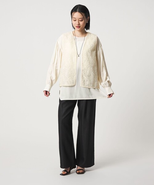 A DAY IN THE LIFE UNITED ARROWS(アデイインザライフユナイテッドアローズ)の「レースベスト+ブラウス ‐セットアイテム‐ <A DAY IN THE LIFE>(ベスト・レディース・オフホワイト/ブラック・FREE)」の16枚目の写真