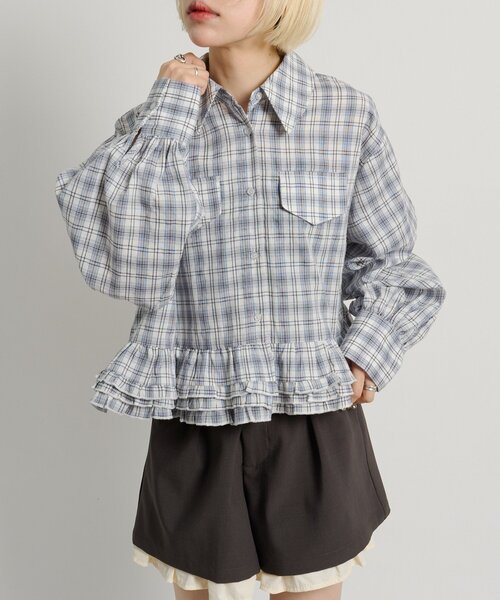 w closet(ダブルクローゼット)の「裾フリルチェックシャツ 【羽織でも使える】(シャツ/ブラウス・レディース・ブルー/レッド/ブラウン・FREE)」の21枚目の写真