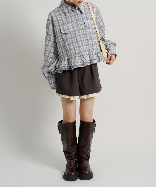 w closet(ダブルクローゼット)の「裾フリルチェックシャツ 【羽織でも使える】(シャツ/ブラウス・レディース・ブルー/レッド/ブラウン・FREE)」の14枚目の写真