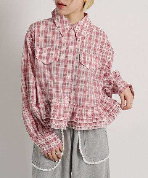 w closet(ダブルクローゼット)の「裾フリルチェックシャツ 【羽織でも使える】(シャツ/ブラウス・レディース・ブルー/レッド/ブラウン・FREE)」の6枚目の写真