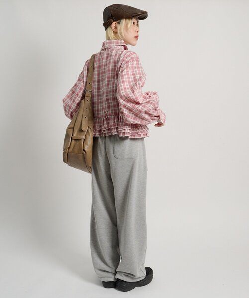 w closet(ダブルクローゼット)の「裾フリルチェックシャツ 【羽織でも使える】(シャツ/ブラウス・レディース・ブルー/レッド/ブラウン・FREE)」の4枚目の写真