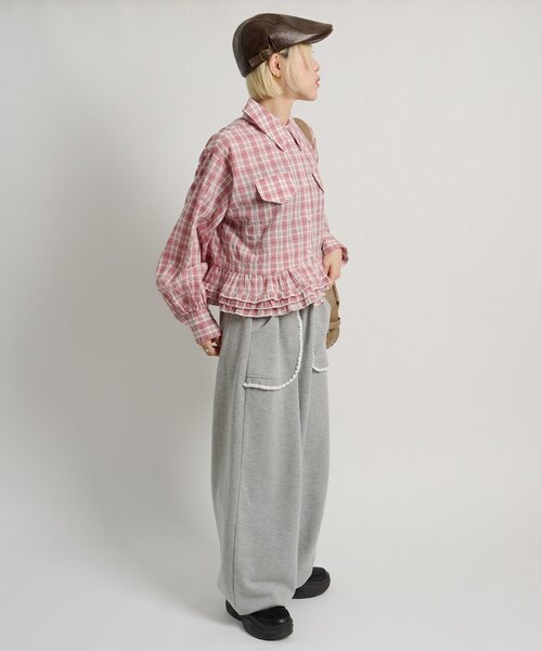 w closet(ダブルクローゼット)の「裾フリルチェックシャツ 【羽織でも使える】(シャツ/ブラウス・レディース・ブルー/レッド/ブラウン・FREE)」の5枚目の写真