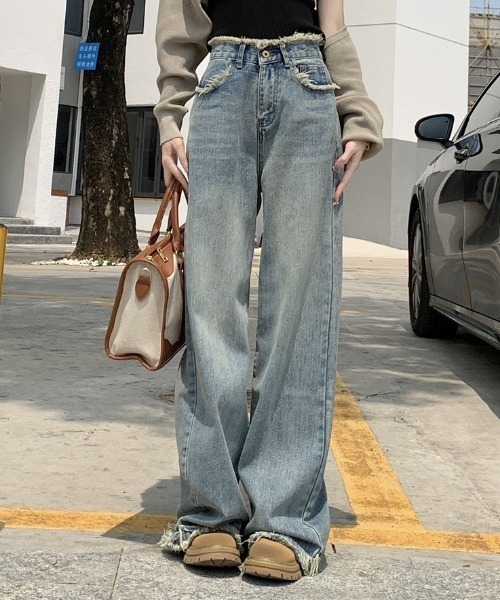 Vipoa(ヴィポア)の「ダメージ加工フリンジデニムパンツ(デニムパンツ・レディース・ライトブルー・LARGE/MEDIUM)」の10枚目の写真