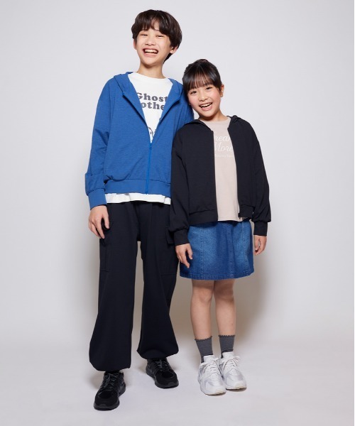 Right-on（ライトオン）の「【VIVIAN BLUE】ウエストフリル 台形デニムスカート (通園・通学 / キッズ / ポケット付き)（デニムスカート・キッズ・ライトインディゴブルー/ダークインディゴブルー・150/160/110/120/130/140）」の6枚目の写真