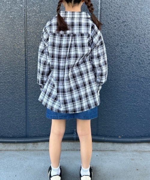 Right-on（ライトオン）の「【VIVIAN BLUE】ウエストフリル 台形デニムスカート (通園・通学 / キッズ / ポケット付き)（デニムスカート・キッズ・ライトインディゴブルー/ダークインディゴブルー・150/160/110/120/130/140）」の20枚目の写真