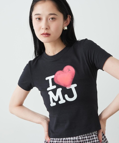 JORDAN BRAND(ジョーダンブランド)の「ジョーダン フライト ウィメンズ グラフィック Tシャツ / Jordan Flight Women's Graphic T-Shirt IR0771-010 Black(Tシャツ/カットソー・レディース・ブラック・XS/XL/S/M/L)」の11枚目の写真