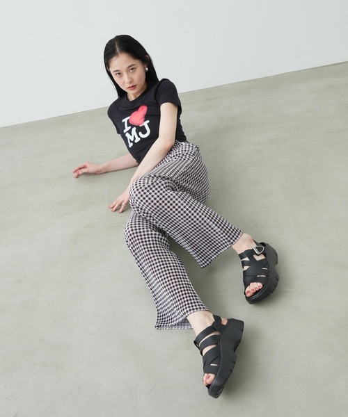 JORDAN BRAND(ジョーダンブランド)の「ジョーダン フライト ウィメンズ グラフィック Tシャツ / Jordan Flight Women's Graphic T-Shirt IR0771-010 Black(Tシャツ/カットソー・レディース・ブラック・XS/XL/S/M/L)」の12枚目の写真
