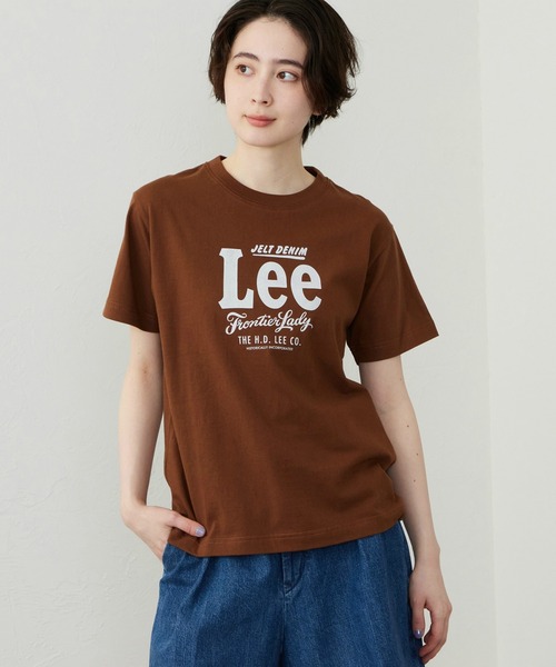 Lee(リー)の「Lee/リー ロゴプリントハーフスリーブTシャツ(Tシャツ/カットソー・レディース・ブラウン/ホワイト/アイボリー/ブルー/イエロー/ブラック/グレー/レッド・SMALL/MEDIUM)」の10枚目の写真