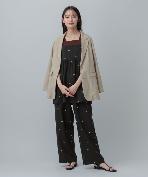GLOBAL WORK（グローバルワーク）の「MATINEE LINE/フラワー刺繍イージーパンツ/646659（その他パンツ・レディース・ブラック/ダークブラウン・LARGE/MEDIUM）」の3枚目の写真