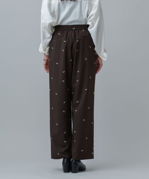 GLOBAL WORK（グローバルワーク）の「MATINEE LINE/フラワー刺繍イージーパンツ/646659（その他パンツ・レディース・ブラック/ダークブラウン・LARGE/MEDIUM）」の15枚目の写真