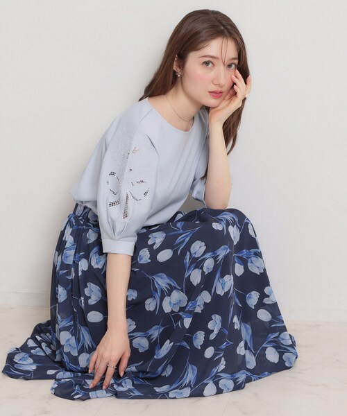 couture brooch(クチュールブローチ)の「【接触冷感・UVカット】60シルケット エンブロドルマントップス(Tシャツ/カットソー・レディース・ブラック/サックスブルー/ピンク系3/オフホワイト・38/36/42)」の21枚目の写真