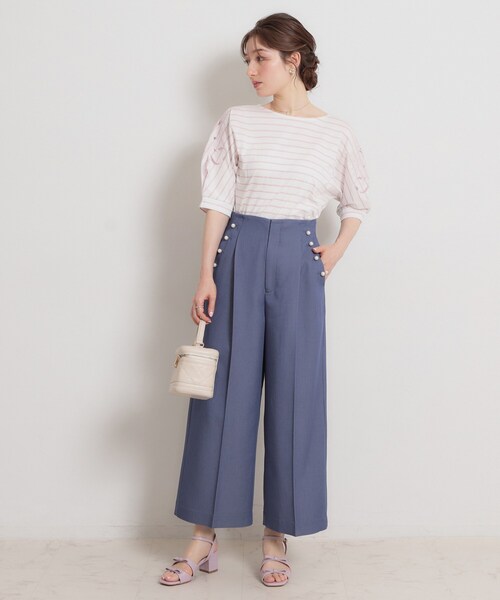 couture brooch(クチュールブローチ)の「【接触冷感・UVカット】60シルケット エンブロドルマントップス(Tシャツ/カットソー・レディース・ブラック/サックスブルー/ピンク系3/オフホワイト・38/36/42)」の14枚目の写真