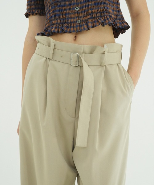CLANE(クラネ)の「WAIST BELT DAD PANTS(その他パンツ・レディース・ブラック/ブラウン/ベージュ・1/2/0)」の3枚目の写真