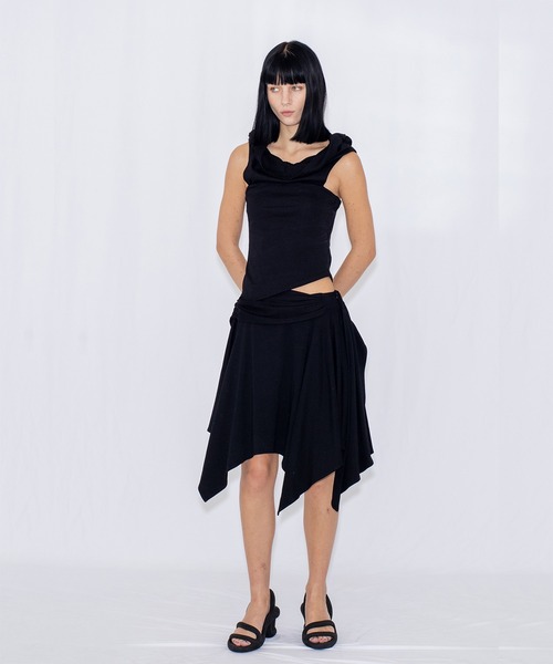 VIAVANDA（ヴィアヴァンダ）の「ASYMMETRIC DRAPE SKIRT（スカート・レディース・グレー/ブラック・FREE）」の5枚目の写真