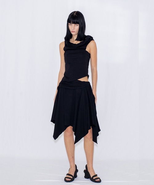 VIAVANDA（ヴィアヴァンダ）の「ASYMMETRIC DRAPE SKIRT（スカート・レディース・グレー/ブラック・FREE）」の6枚目の写真