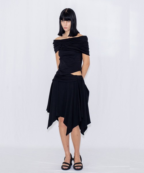 VIAVANDA（ヴィアヴァンダ）の「ASYMMETRIC DRAPE SKIRT（スカート・レディース・グレー/ブラック・FREE）」の8枚目の写真