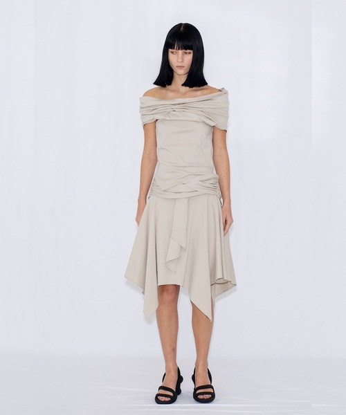 VIAVANDA（ヴィアヴァンダ）の「ASYMMETRIC DRAPE SKIRT（スカート・レディース・グレー/ブラック・FREE）」の16枚目の写真