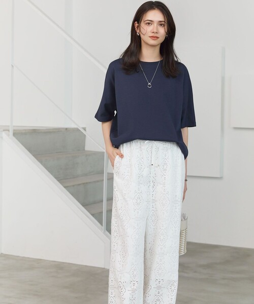 23区（ニジュウサンク）の「ライトダンボール ドルマンスリーブ カットソー（Tシャツ/カットソー・レディース・アイボリー系/ライトグレー系/ダルブルー系・38）」の12枚目の写真