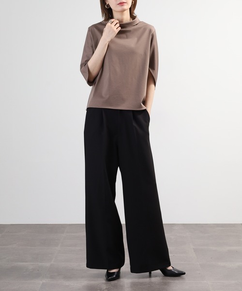 BRODIAEA(ブローディア)の「BRODIAEA シルク混ボトルネックカットソープルオーバー 半端袖(Tシャツ/カットソー・レディース・モカ/オフホワイト/ネイビー・40)」の19枚目の写真