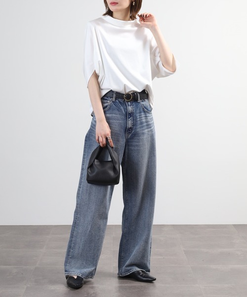 BRODIAEA(ブローディア)の「BRODIAEA シルク混ボトルネックカットソープルオーバー 半端袖(Tシャツ/カットソー・レディース・モカ/オフホワイト/ネイビー・40)」の9枚目の写真