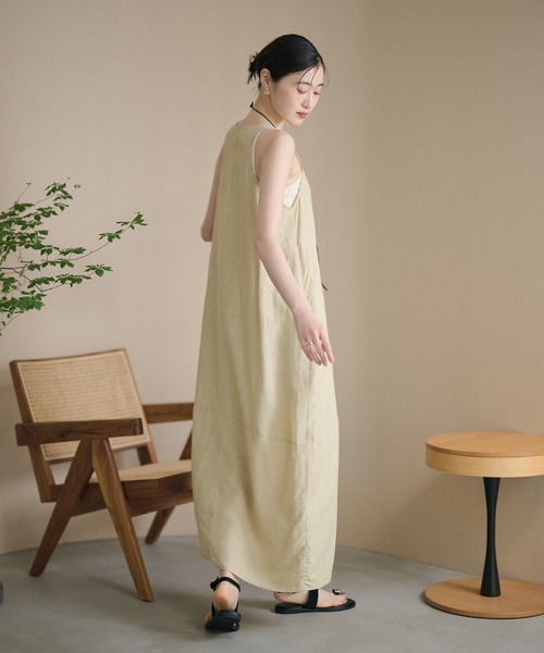 LAULEN(ローレン)の「cocoon sleeveless dress /コクーンシルエットノースリーブワンピース(ワンピース・レディース・ネイビー/ベージュ・FREE)」の7枚目の写真