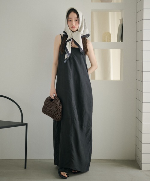LAULEN(ローレン)の「cocoon sleeveless dress /コクーンシルエットノースリーブワンピース(ワンピース・レディース・ネイビー/ベージュ・FREE)」の19枚目の写真