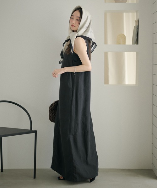 LAULEN(ローレン)の「cocoon sleeveless dress /コクーンシルエットノースリーブワンピース(ワンピース・レディース・ネイビー/ベージュ・FREE)」の20枚目の写真