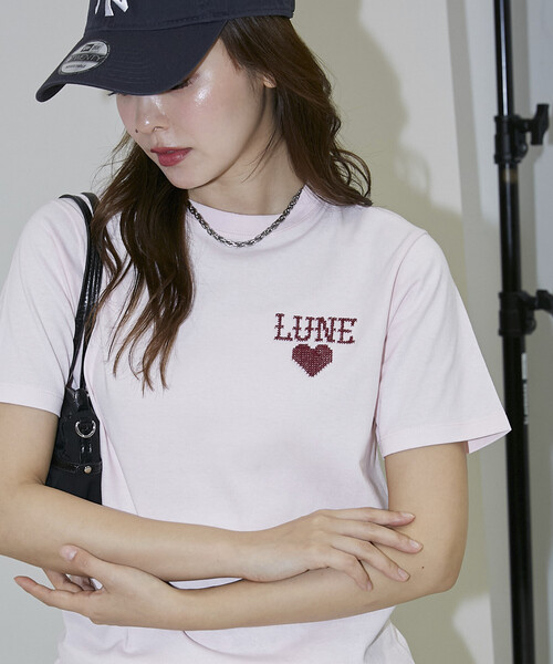 PUBLUX(パブリュクス)の「PUBLUX/パブリュクス ハート クロスステッチ Tシャツ 限定展開(Tシャツ/カットソー・レディース・ライトグレー/ピンク/ネイビー/イエロー・フリ-)」の4枚目の写真