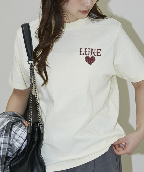 PUBLUX(パブリュクス)の「PUBLUX/パブリュクス ハート クロスステッチ Tシャツ 限定展開(Tシャツ/カットソー・レディース・ライトグレー/ピンク/ネイビー/イエロー・フリ-)」の2枚目の写真