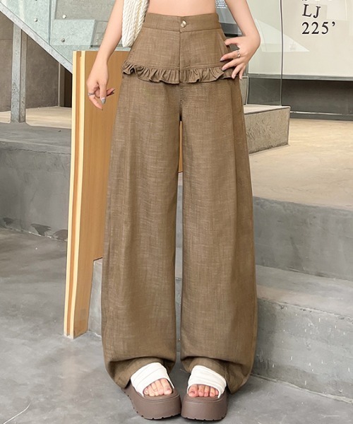 FAVORITO(ファヴォリート)の「フリルリラックスデニムパンツ(デニムパンツ・レディース・ホワイト/ブラック/ブルー/モカ・L/M/S)」の15枚目の写真
