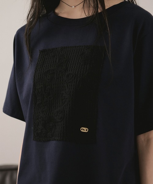 loin nuit(ロワンニュイ)の「tull lace teeshirt / チュールレースTシャツ(Tシャツ/カットソー・レディース・ホワイト/ネイビー・FREE)」の2枚目の写真