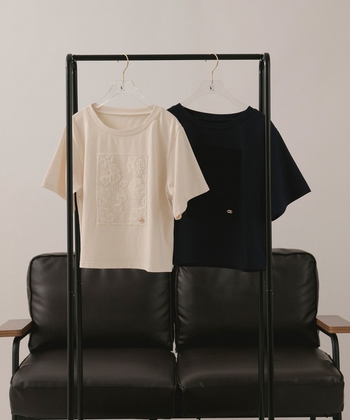 loin nuit(ロワンニュイ)の「tull lace teeshirt / チュールレースTシャツ(Tシャツ/カットソー・レディース・ホワイト/ネイビー・FREE)」の6枚目の写真