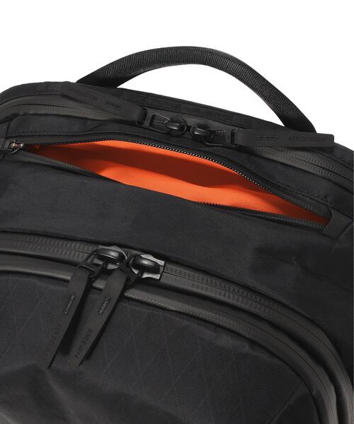 Aer(エアー)の「Aer(エアー)City Pack Pro 2 24L X-Pac(バックパック/リュック・メンズ・ブラック・F)」の19枚目の写真