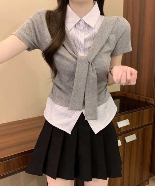 Mejoul（メジュール）の「【2026春夏新作】シャツレイヤード風 肩掛けデザイン半袖トップス（シャツ/ブラウス・レディース・ホワイト/グレー/ネイビー・F）」の9枚目の写真