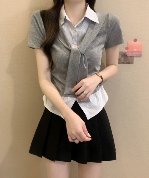 Mejoul（メジュール）の「【2026春夏新作】シャツレイヤード風 肩掛けデザイン半袖トップス（シャツ/ブラウス・レディース・ホワイト/グレー/ネイビー・F）」の11枚目の写真
