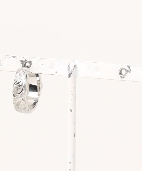IRIEBEACH(アイリービーチ)の「cutout coin hoop pierce/【ハワイアンジュエリー】【サージカルステンレス】【金属アレルギー対応】【IRIEBEACH / アイリービーチ】つけっぱなしOK(ピアス(片耳用)・レディース・シルバー/ピンク/ゴールド・FREE)」の12枚目の写真