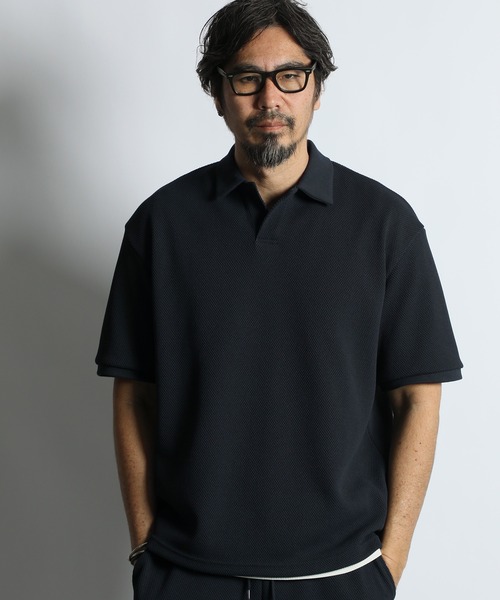 The DUFFER of ST.GEORGE(ザダファーオブセントジョージ)の「「AIR FLEX」HEAVY KANOKO RELAX FIT SKIPPER POLO:セットアップ対応 機能素材「エアフレックス」鹿の子スキッパーポロ(ポロシャツ・メンズ・ブラック/ホワイト/ネイビー・X-LARGE/LARGE/MEDIUM)」の8枚目の写真