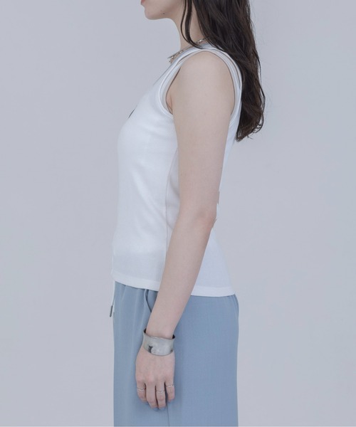 Eimee Law(エイミーロウ)の「レイヤードライクタンクトップ(タンクトップ・レディース・ブラック/ネイビー/オフホワイト・FREE)」の21枚目の写真