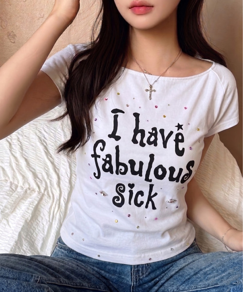 Ada.(エイダ)の「ビジューロゴ ボートネック スリム カットソー(Tシャツ/カットソー・レディース・ホワイト/ピンク/ドット・FREE)」の1枚目の写真