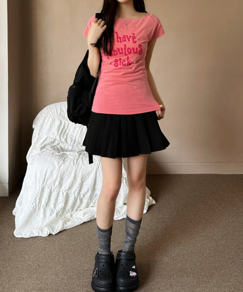 Ada.(エイダ)の「ビジューロゴ ボートネック スリム カットソー(Tシャツ/カットソー・レディース・ホワイト/ピンク/ドット・FREE)」の17枚目の写真